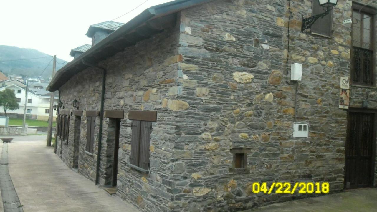 Casa Los Ancares Vega De Espinareda Exterior photo